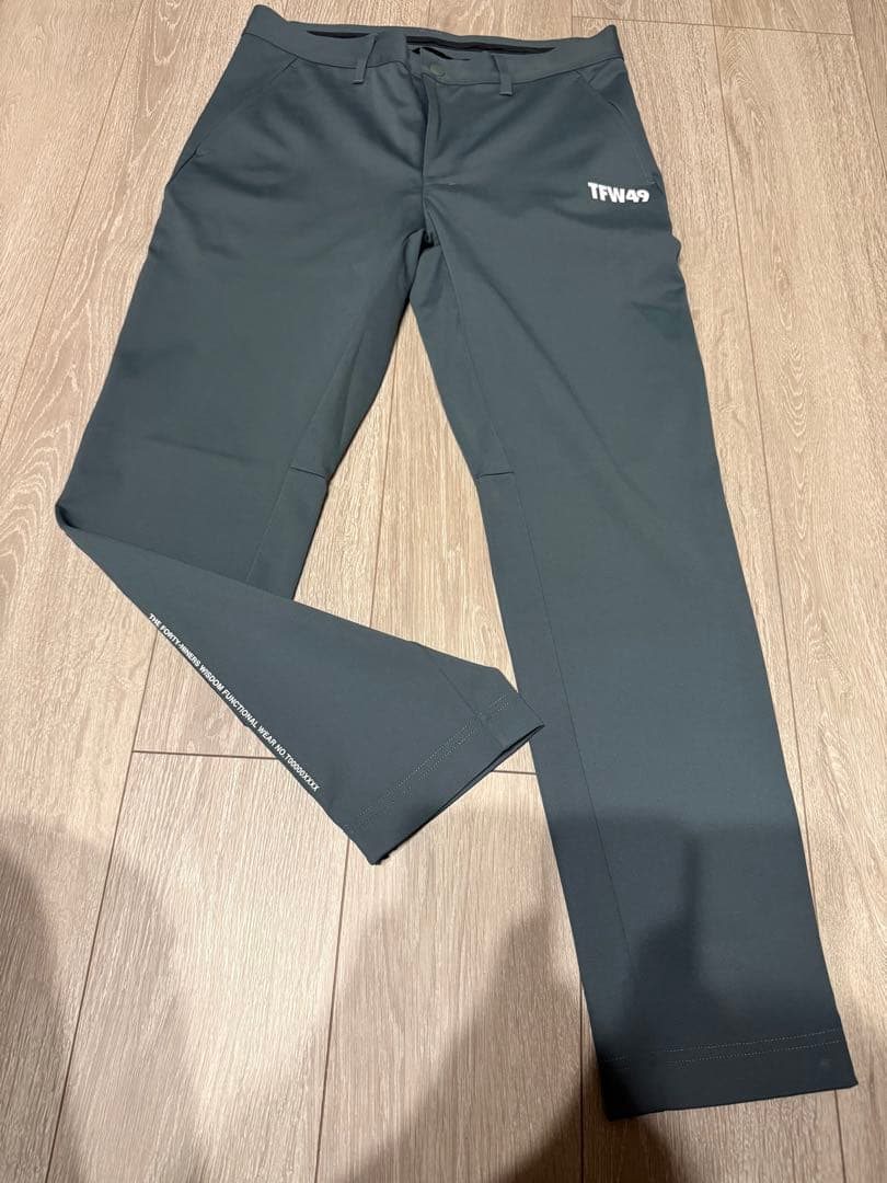TFW49 カーキ　ファスナー付スリムパンツ　S