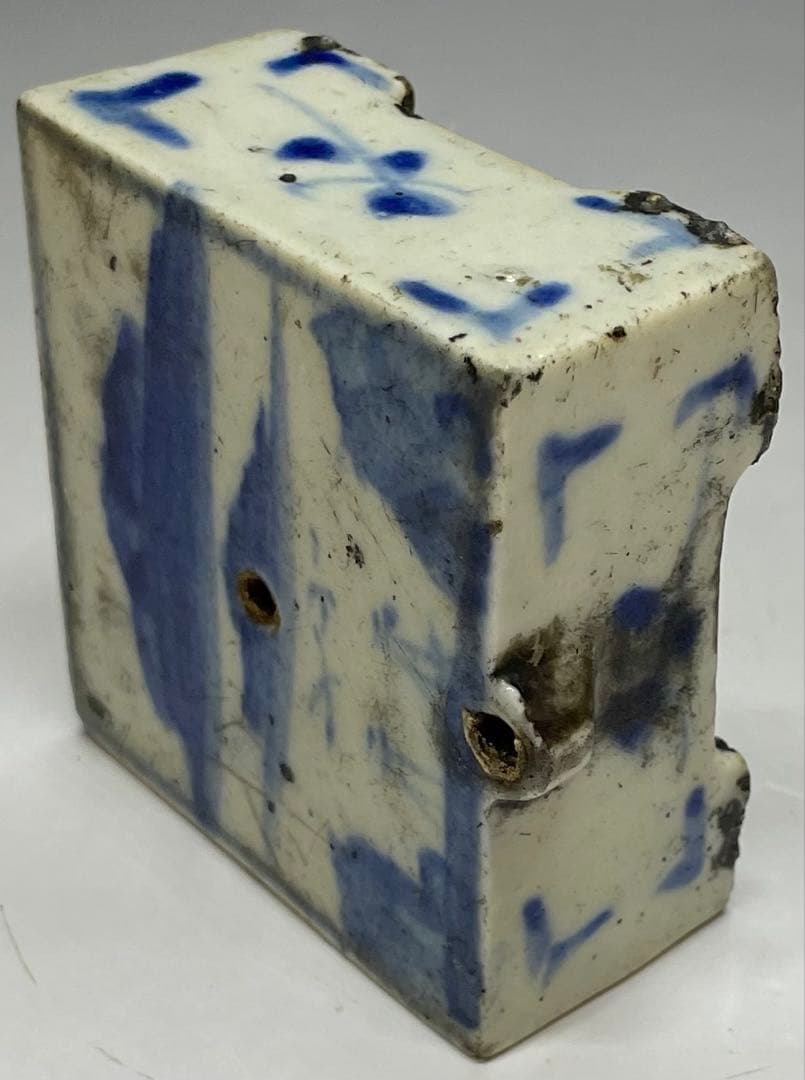 李朝　水滴　山水文角形　染付　書道具　p79