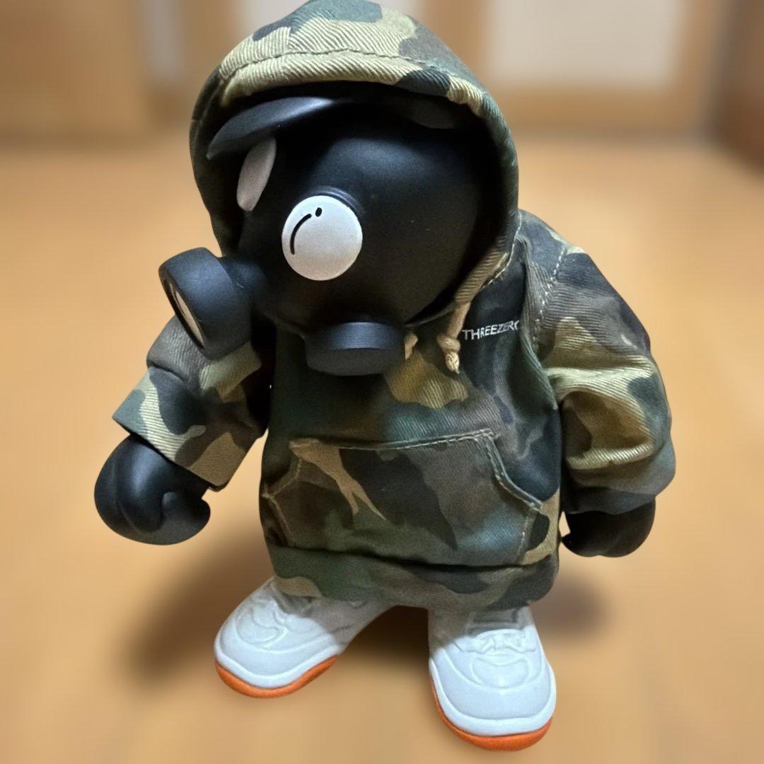 鳥山あきら　迷彩柄 ガスマスクフィギュア 000