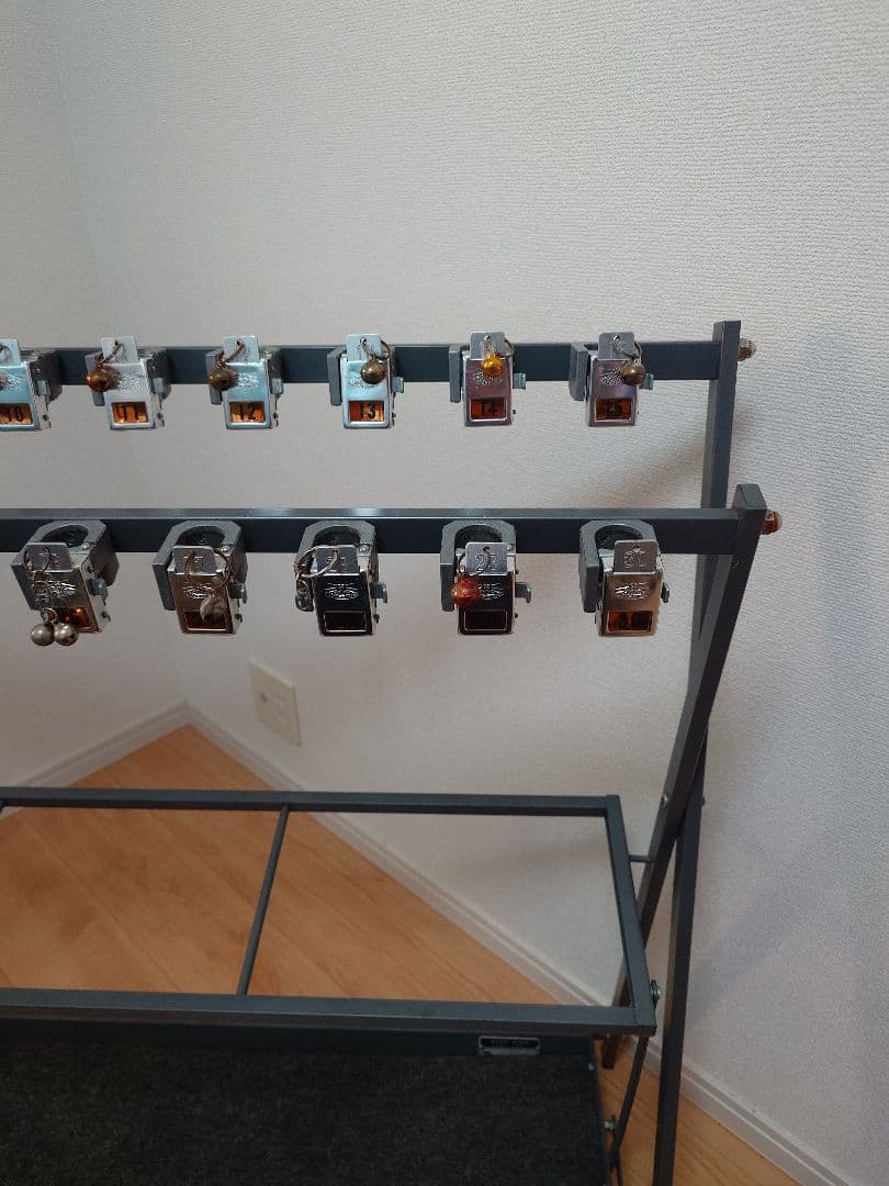 スターキング　 【業務用】【店舗、施設用】鍵付き傘立て30本収納　X-30