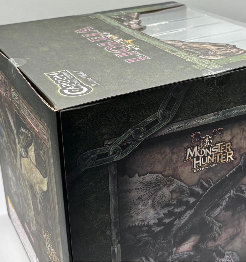 【未開封】 カプコン クリエイターズモデル 金火竜 リオレイア 希少種