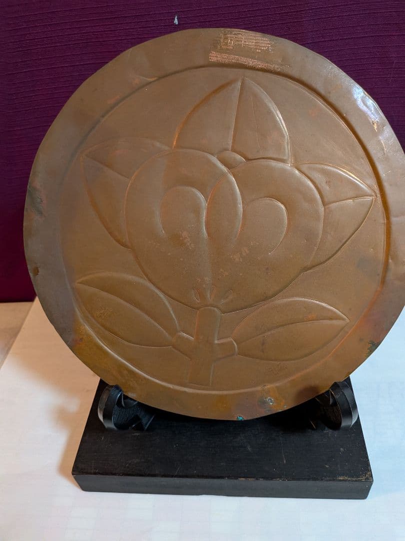 丸に橘御家紋時代２５センチサイズ古銅打出屋敷用飾り武具鎧櫃取付け飾りに最適品