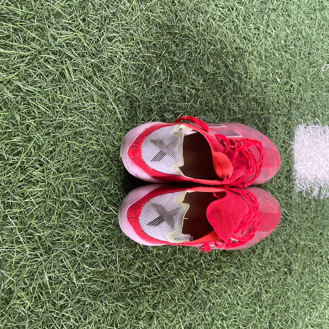 adidasのXトップモデル