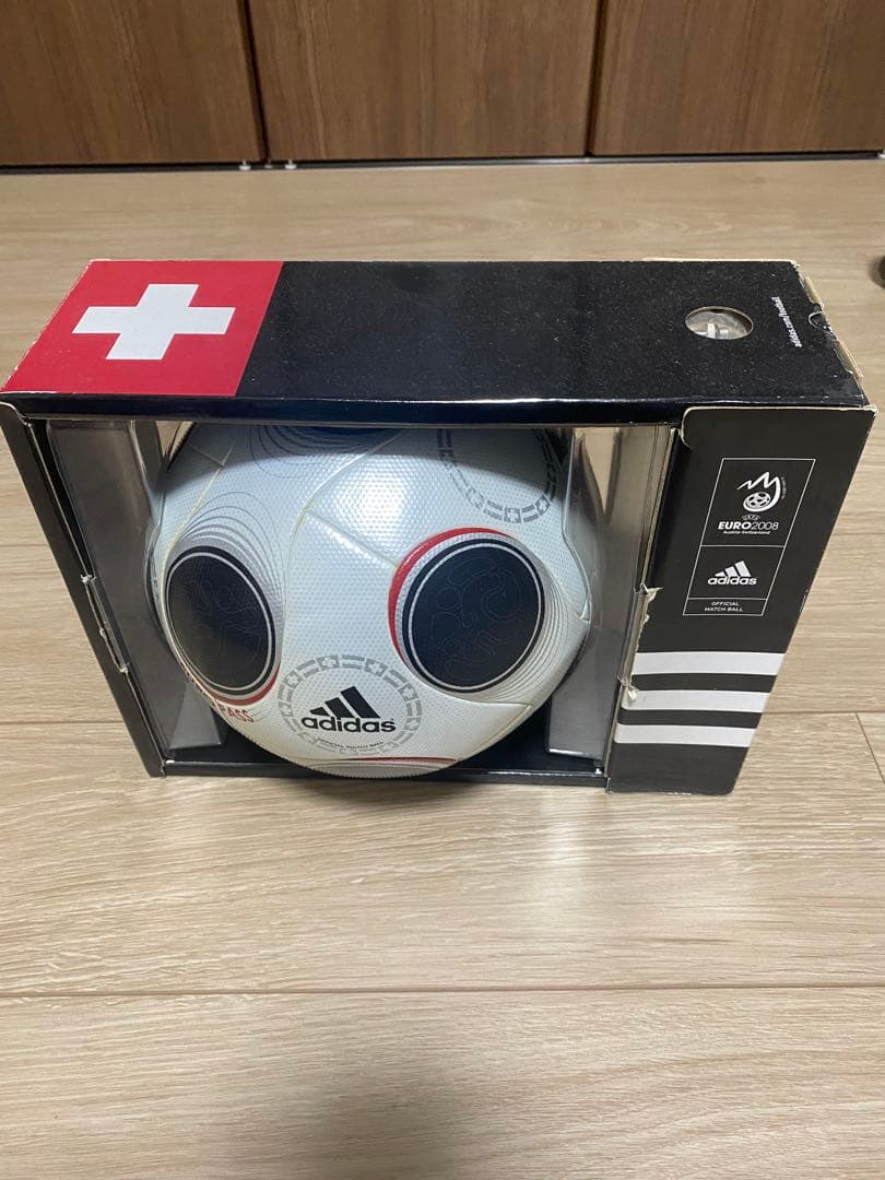 ユーロパス　公式球　アディダス チームガイスト ユーロ2008