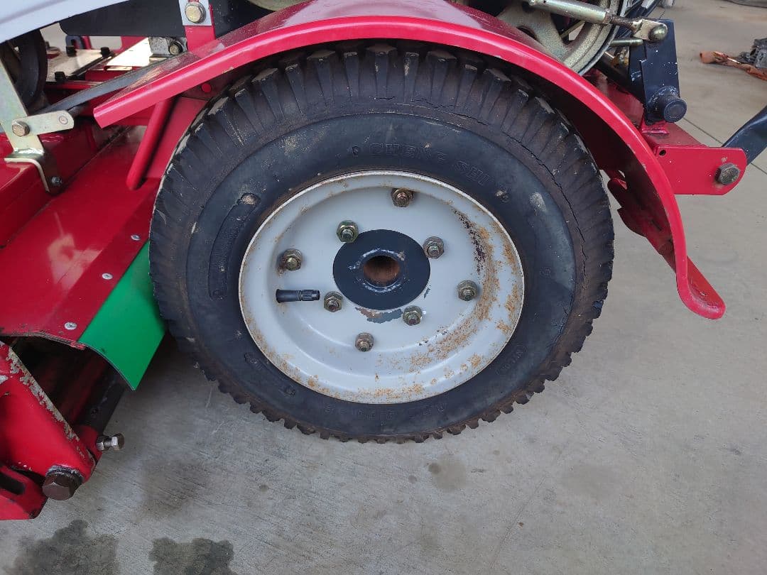 バロネス　LM81 芝刈機