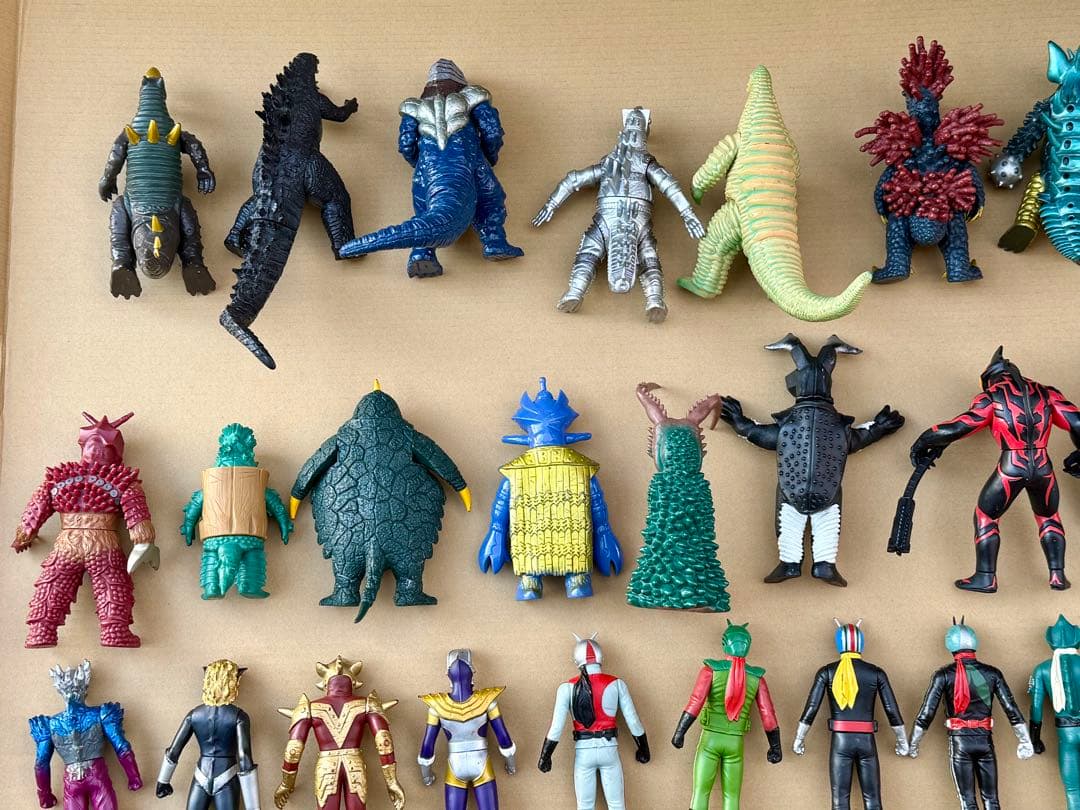 ウルトラマン 怪獣 円谷プロ まとめて 49体セット フィギュア 仮面ライダー