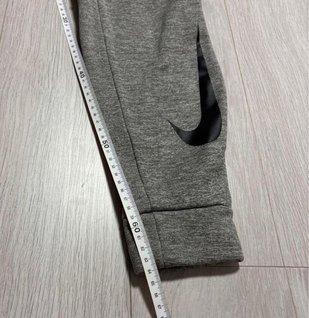 美品　NIKE グレー フード付きジャージ上下セット