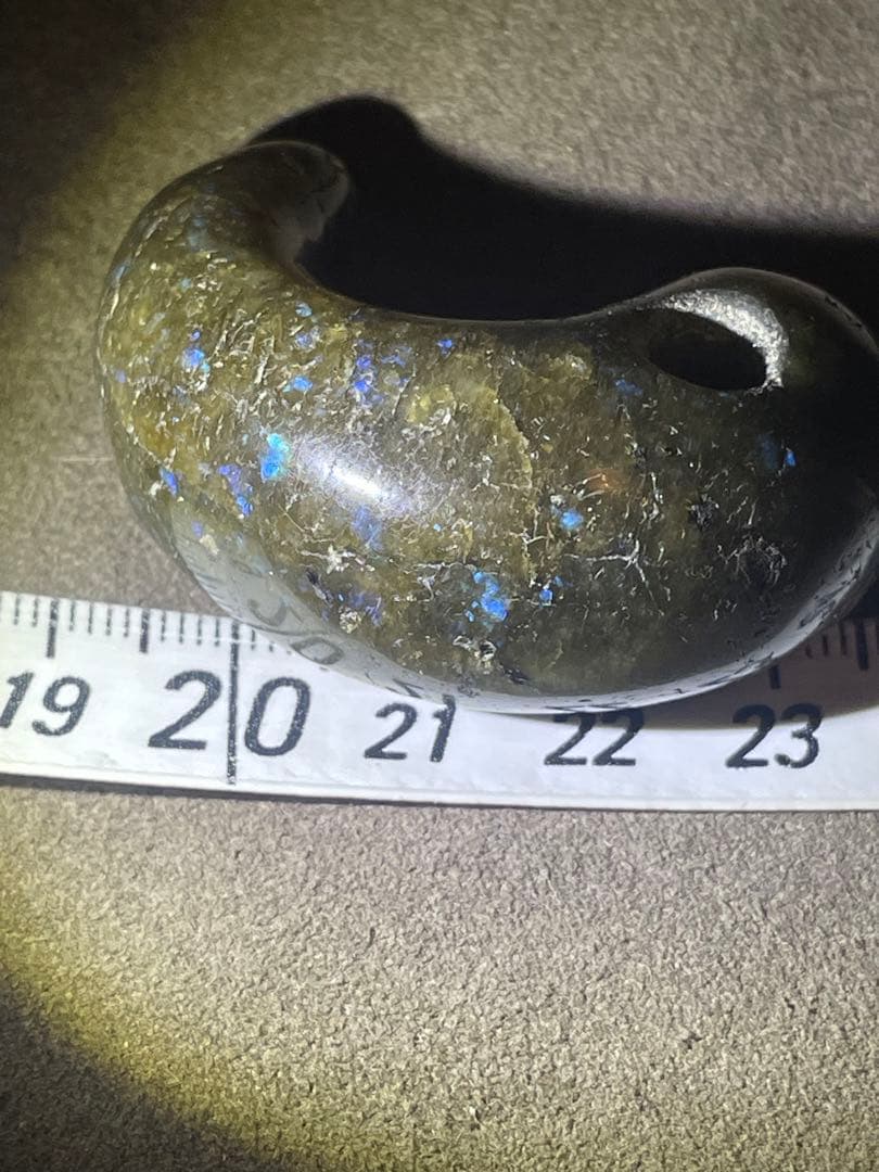 古墳時代　勾玉　出土品　発掘品　大型4.8cm