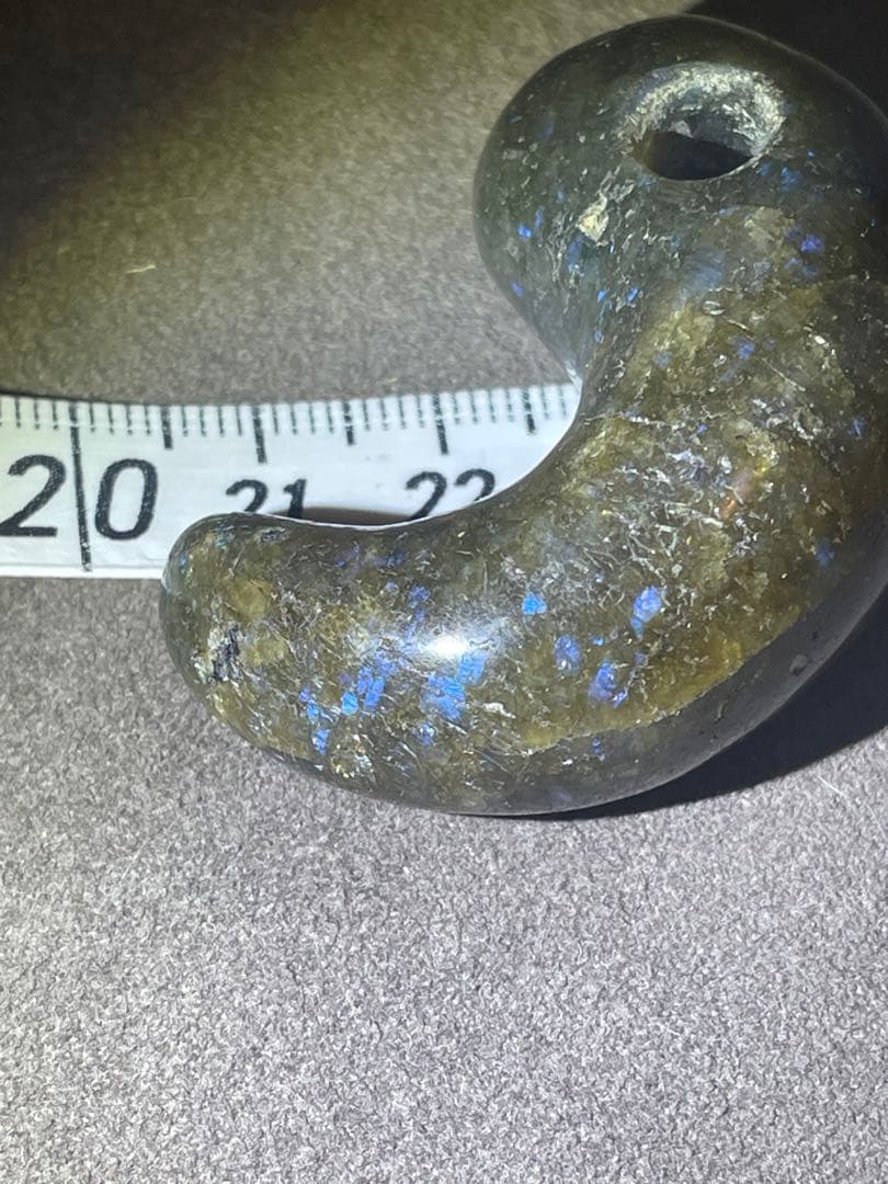 古墳時代　勾玉　出土品　発掘品　大型4.8cm