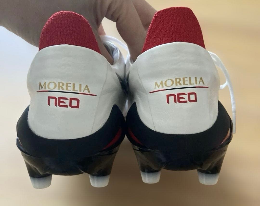 ミズノ モレリア ネオ4 26.5