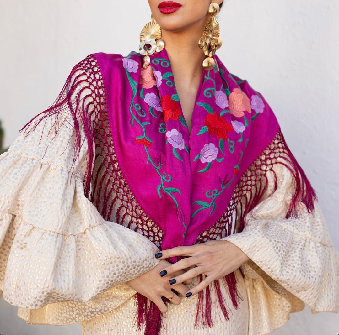 フラメンコ　刺繍シージョ ブーゲンビリアxマルチカラー花柄刺繍　ブーゲンフレコ