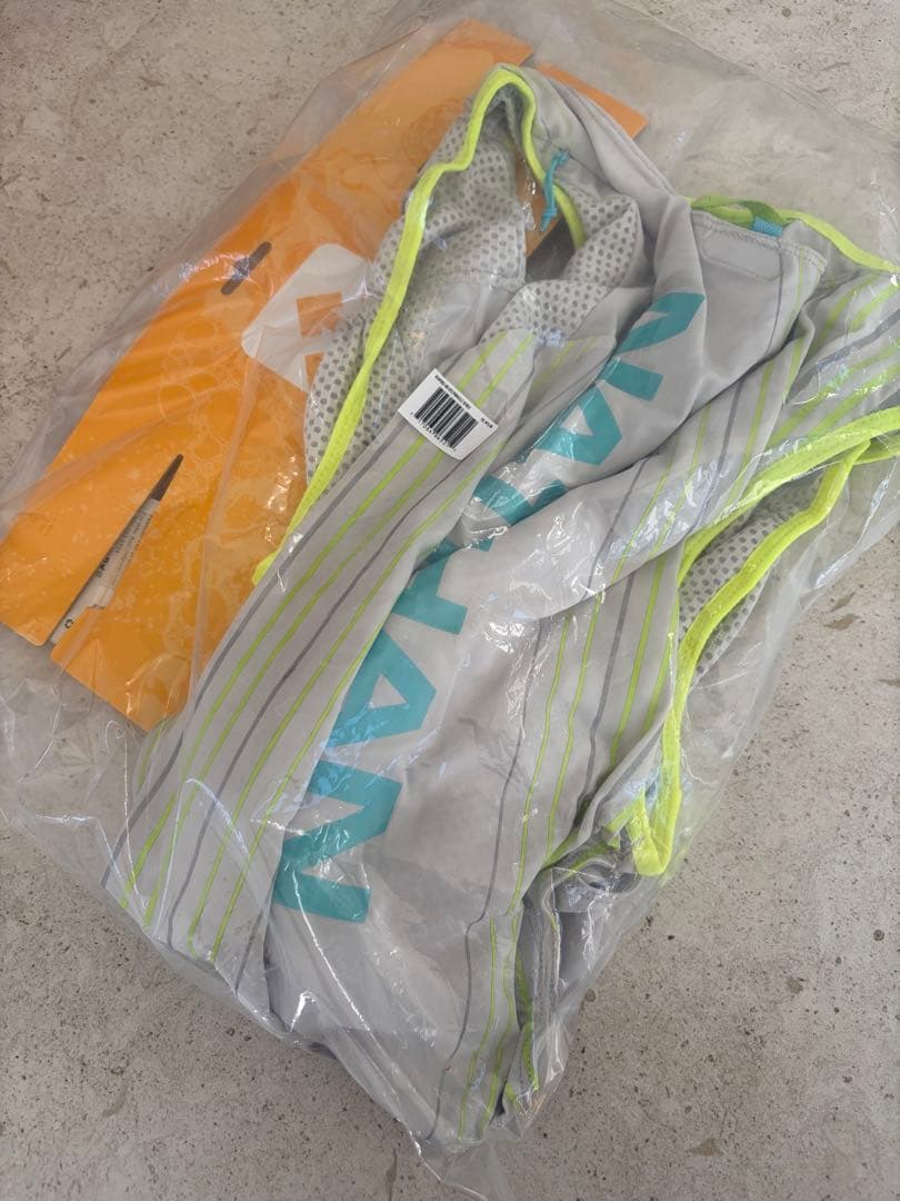 新品Nathan ネイサン ウィメンズ ピナクル 12L トレランザック