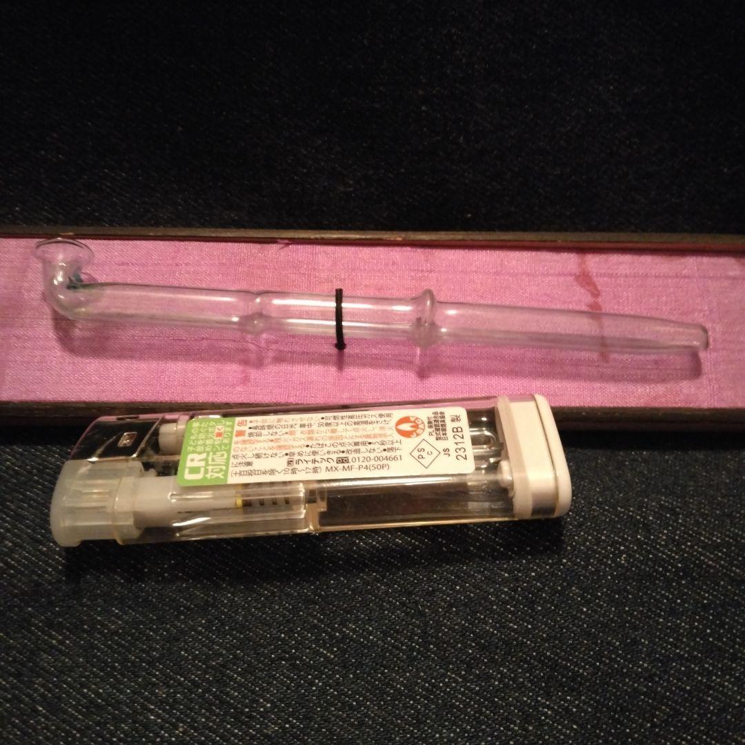 古いガラスのキセル　タバコ　骨董　アンティーク　喫煙具