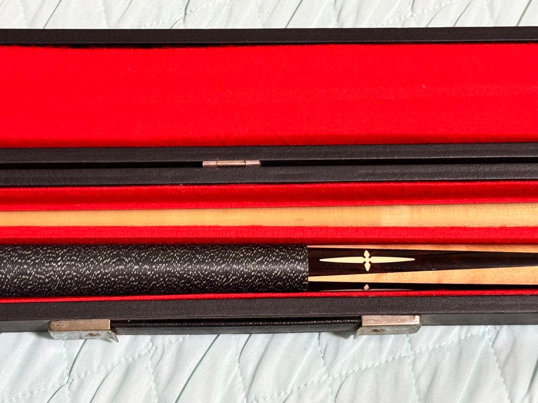 【美品】Mezz Cues SA-8 ビリヤードキュー メッヅ ケース付