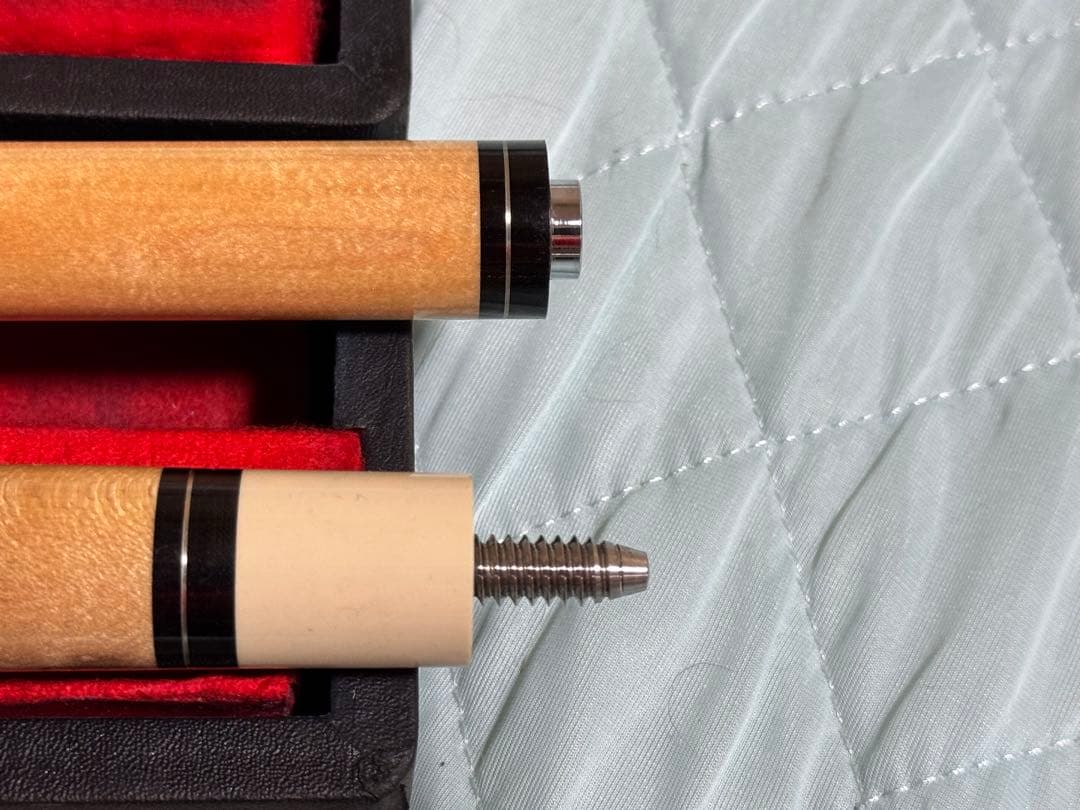 【美品】Mezz Cues SA-8 ビリヤードキュー メッヅ ケース付