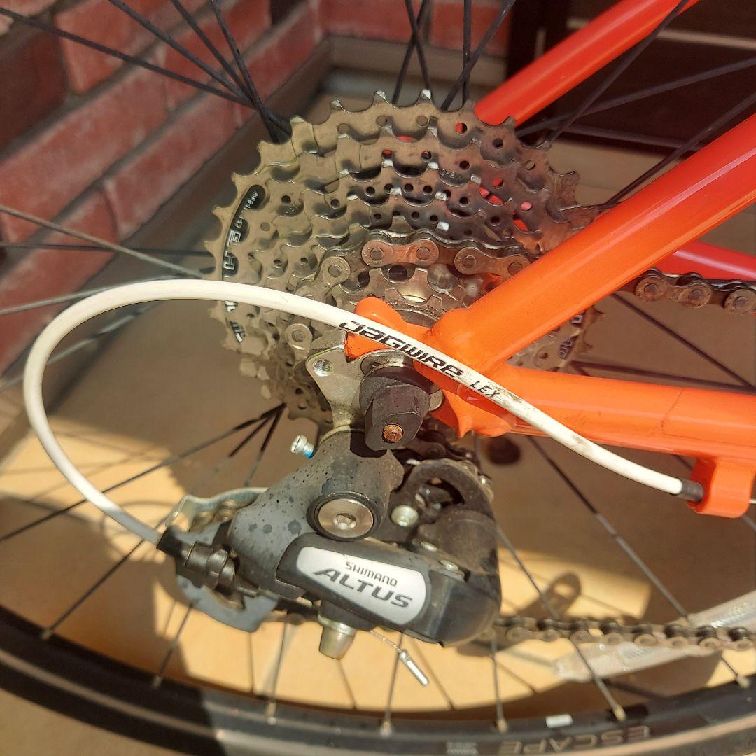 GIANT Liv　サーモンピンク色　クロスバイク 　700×30c