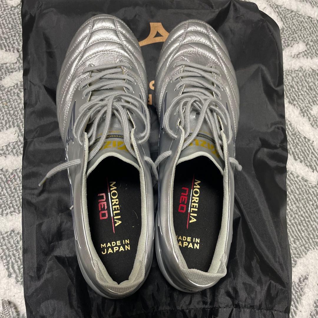 サッカースパイクモレリアネオ4