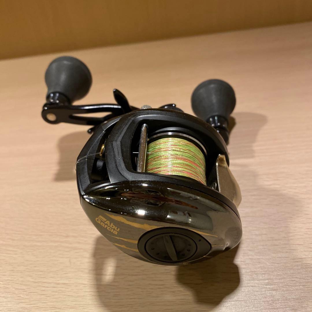 【レア】アブガルシア RVO3 レボ3 ビースト 右ハンドル