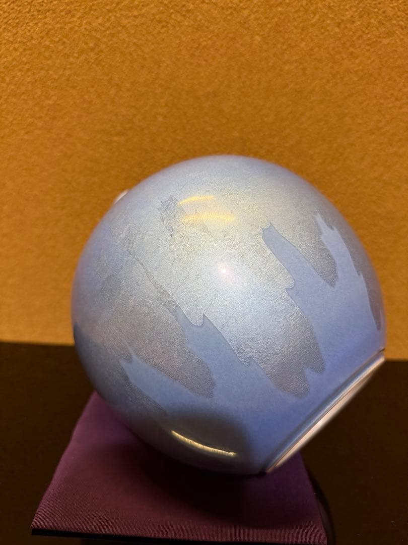 人間国宝　中田一於　淡青釉裏銀彩　壺　共箱