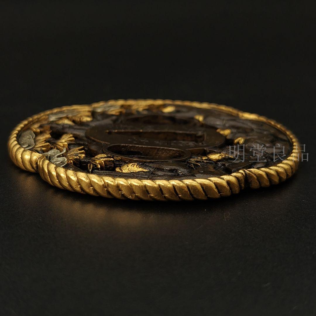 日本刀装具　鍔　竹林七賢者の図　 銅地　金工品　絵金銀　刀の鍔　刀剣美術　刀鐔