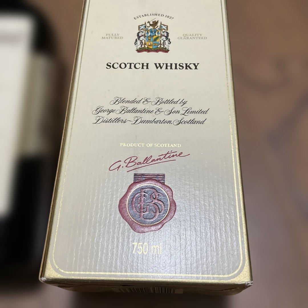 バランタイン　ファイネスト 赤青紋章 760ml 43% 未開栓 古酒　スコッチ