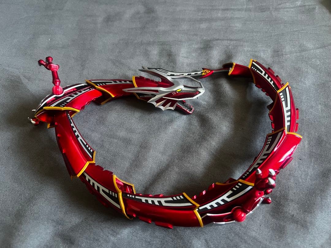 S.H.Figuarts 真骨彫製法 仮面ライダー龍騎 龍牙 ドラグレッダー