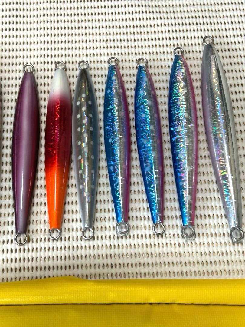 シャウト　ショーテル、イッセイ、ネコメタル