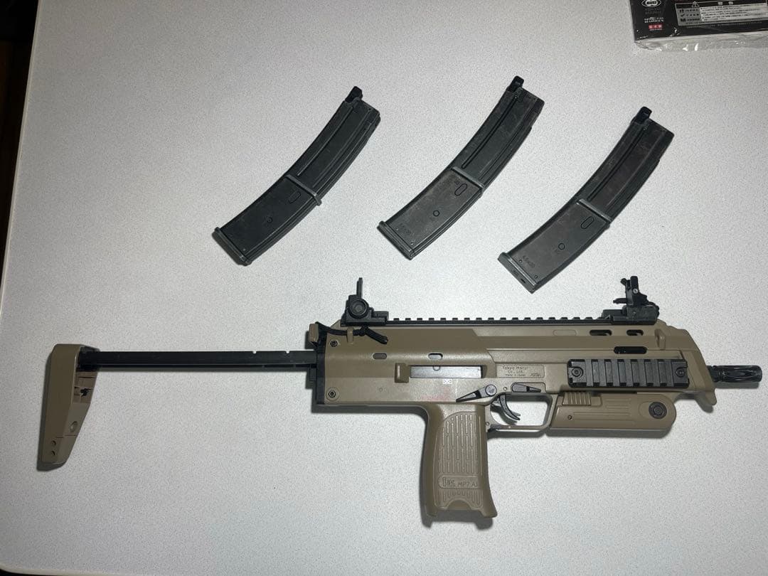 MP7A1 ガスブローバックガン タンカラー　東京マルイ