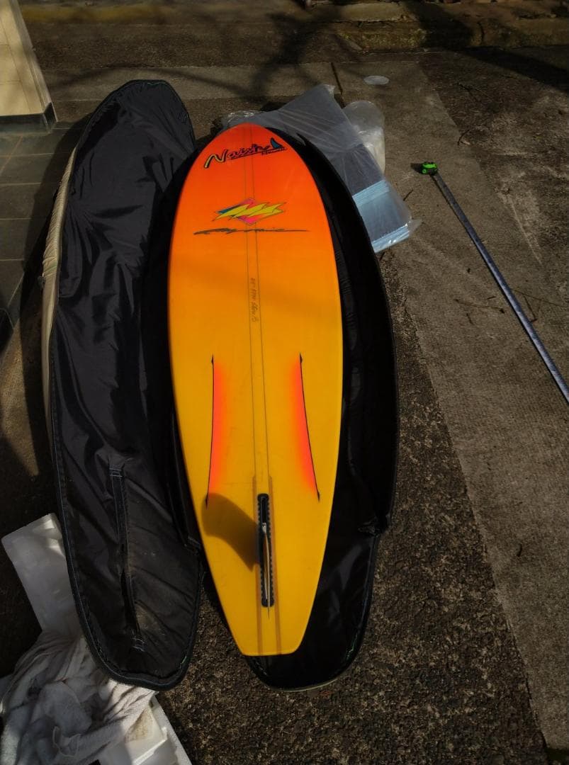 ウィンドサーフィンボード　Naish Hawaii