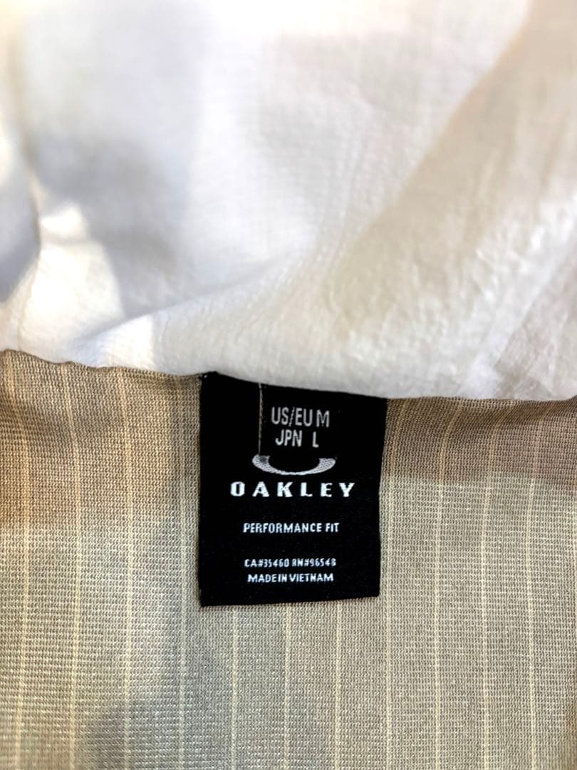 オークリー✨ゴルフウェア✨ウインドブレーカー✨