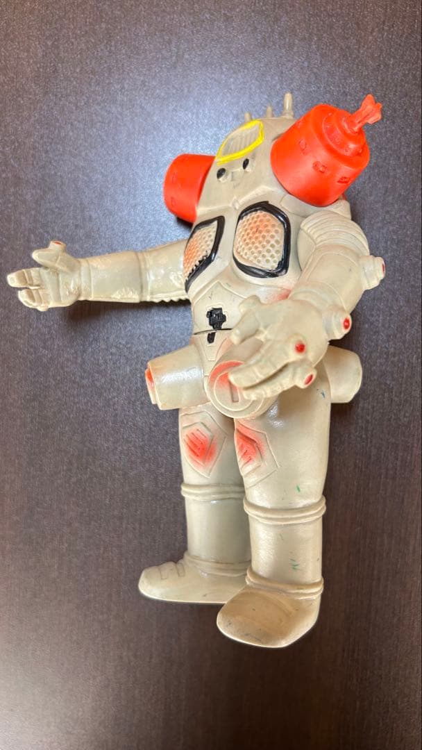 キングジョー　ウルトラセブン　ソフビ　フィギュア