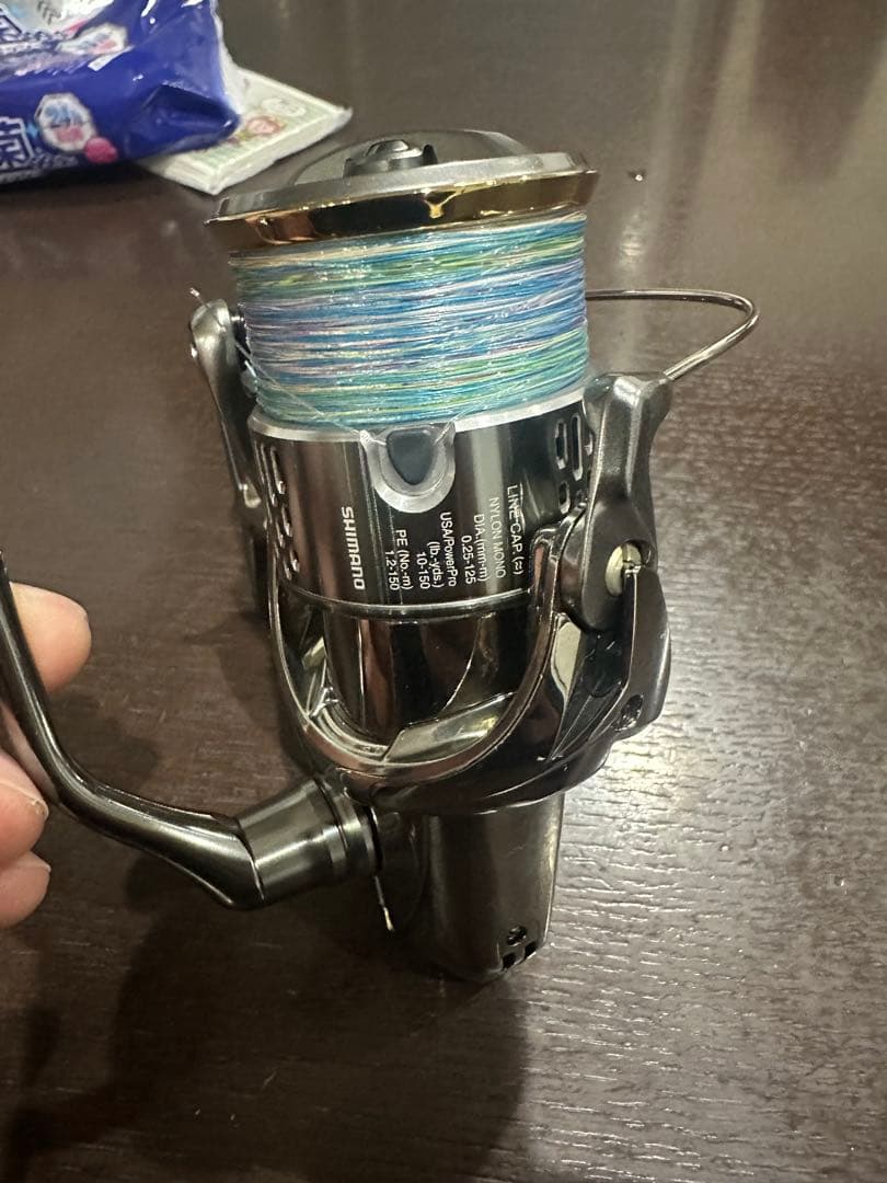 18STELLA 3000MHG スピニングリール