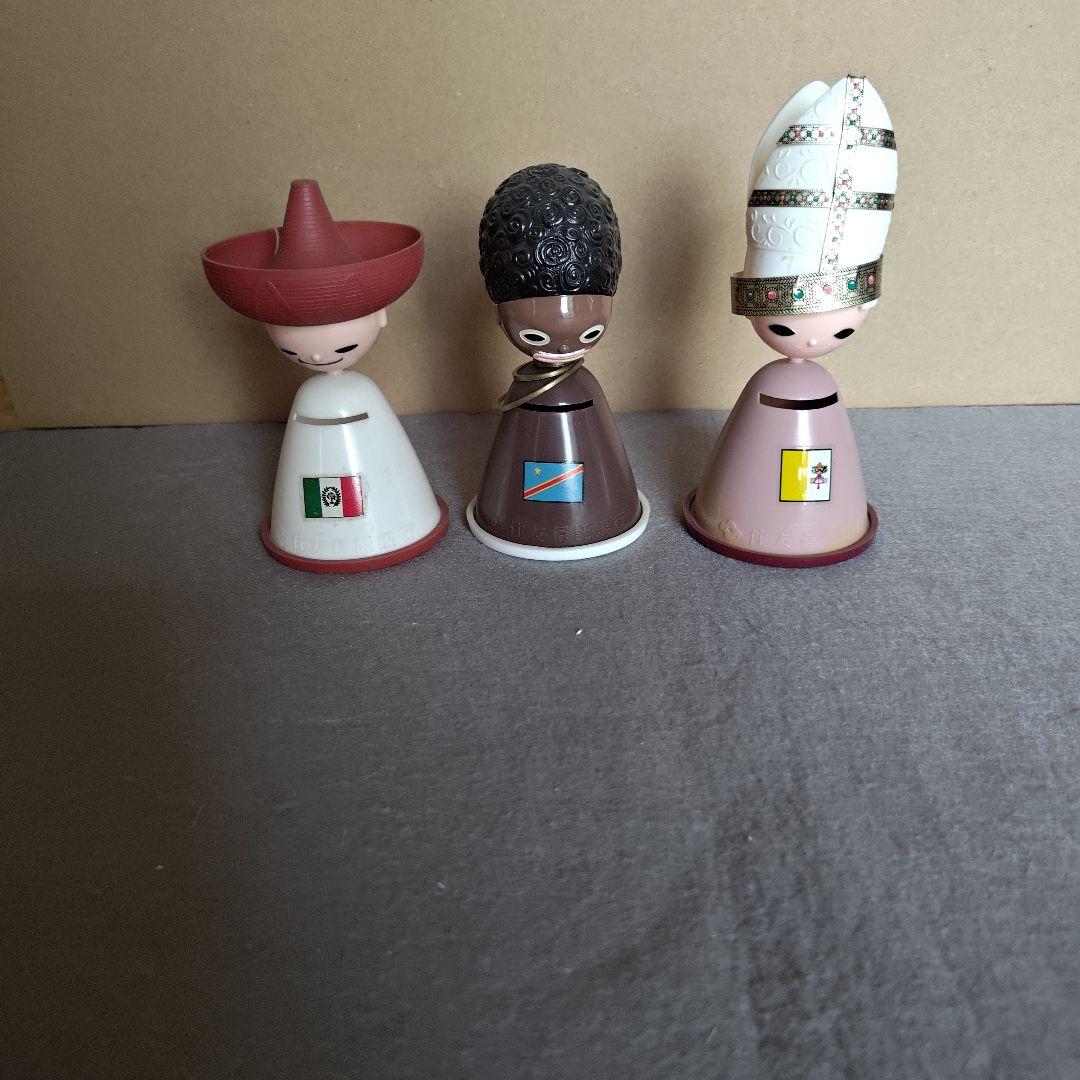 住友信託銀行　貯金箱　19体＋おまけ3体