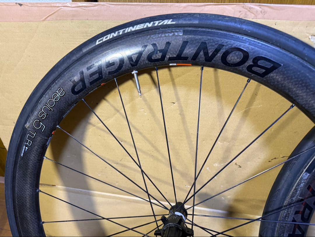 BONTRAGER aeolus5TLR ボントレガー アイオロス クリンチャー