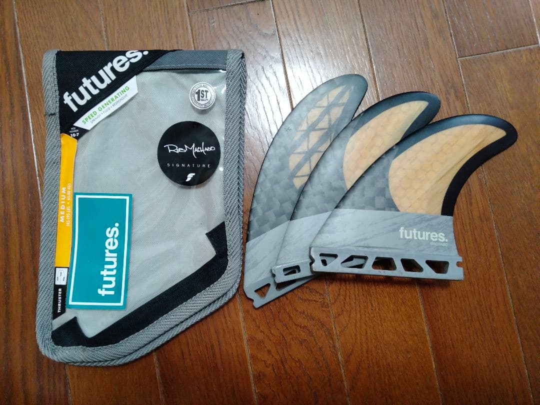 ★Futures fin blackstix 2.0ロブマチャド良好品★