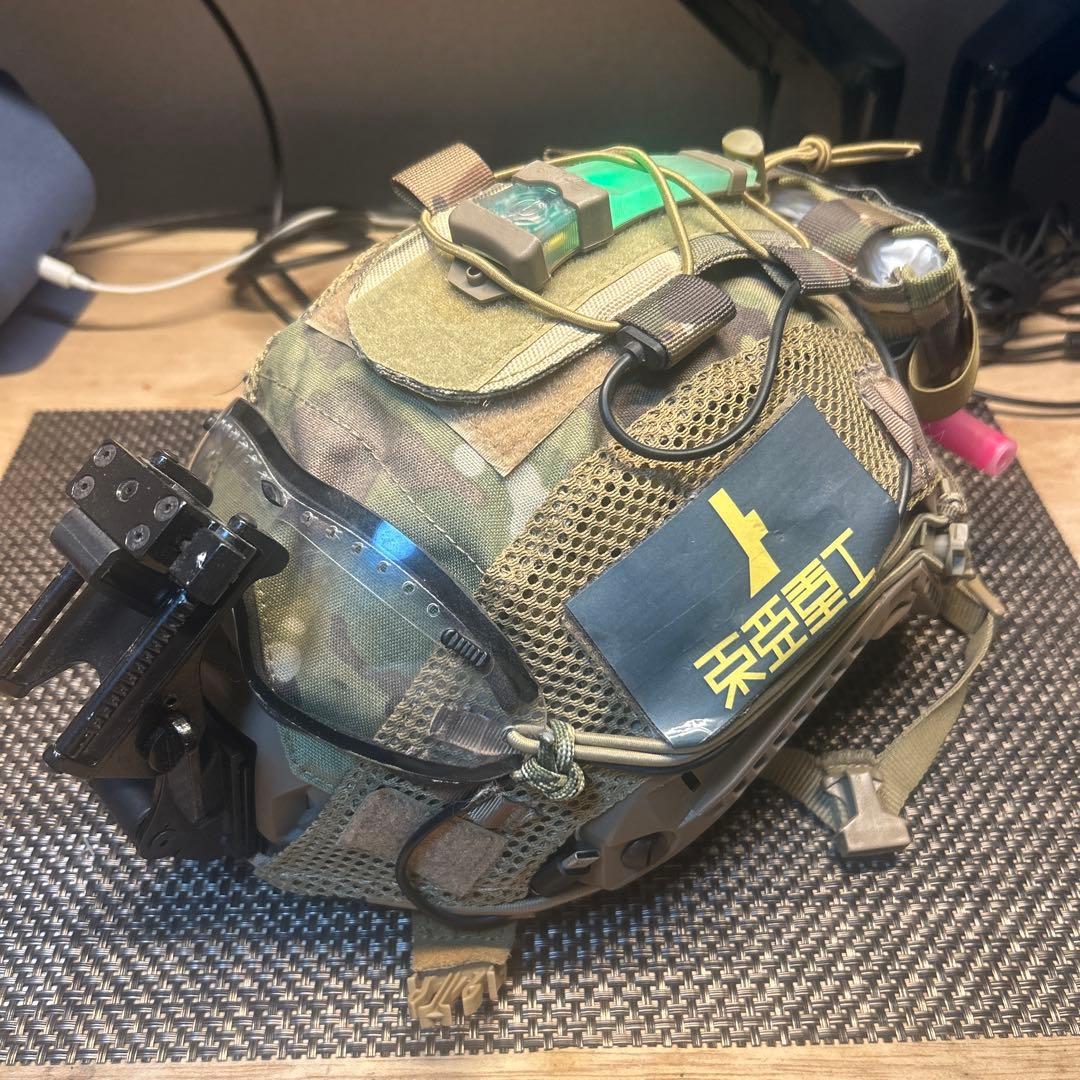 タクティカルヘルメット　ヘッドセット