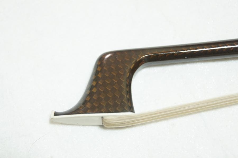 新品同様 Coda Bow Diamond GX チェロ弓　カーボン製　24万円