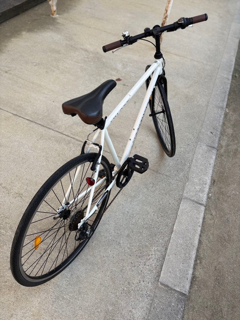 クロスバイク入門用(700c)お引き取りでも？個人実費配達でも？可能です。