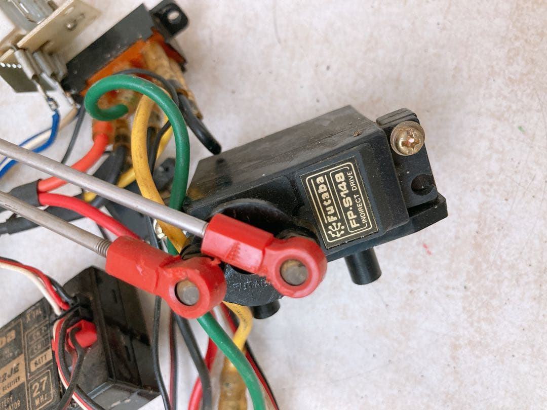 i*7様 【ジャンク】ラジコン SUPER GRIPPER ボディ タイヤ パー