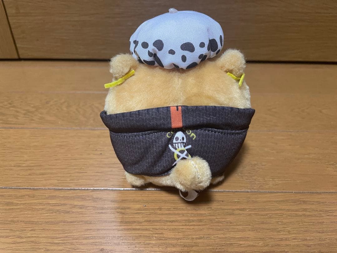 ワンピース　トラファルガーロー　ハムスター風ぬいぐるみ