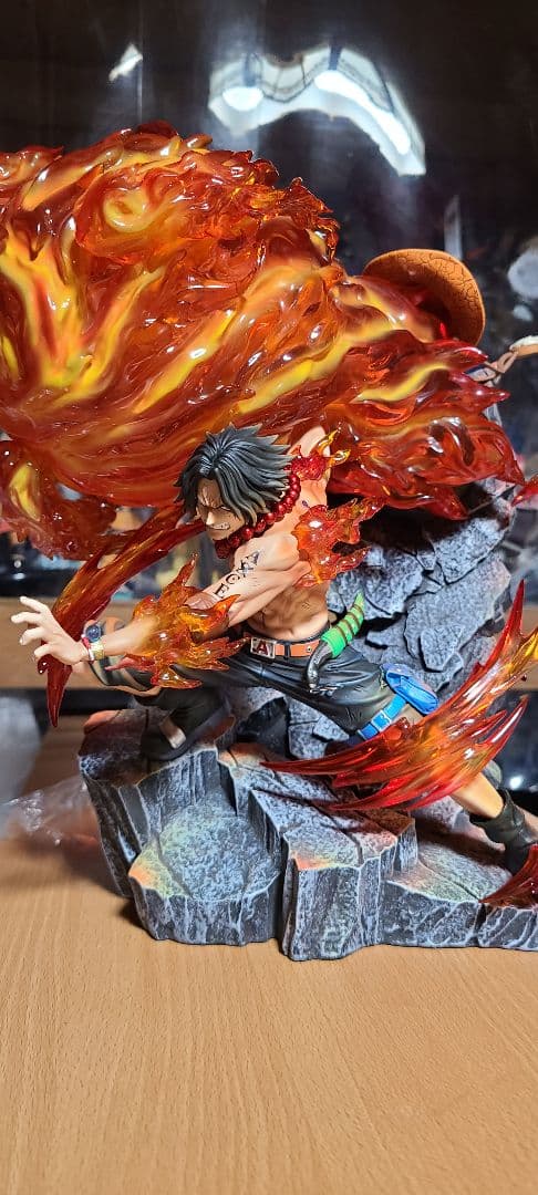 白ひげ　エース海外限定フィギュアセット