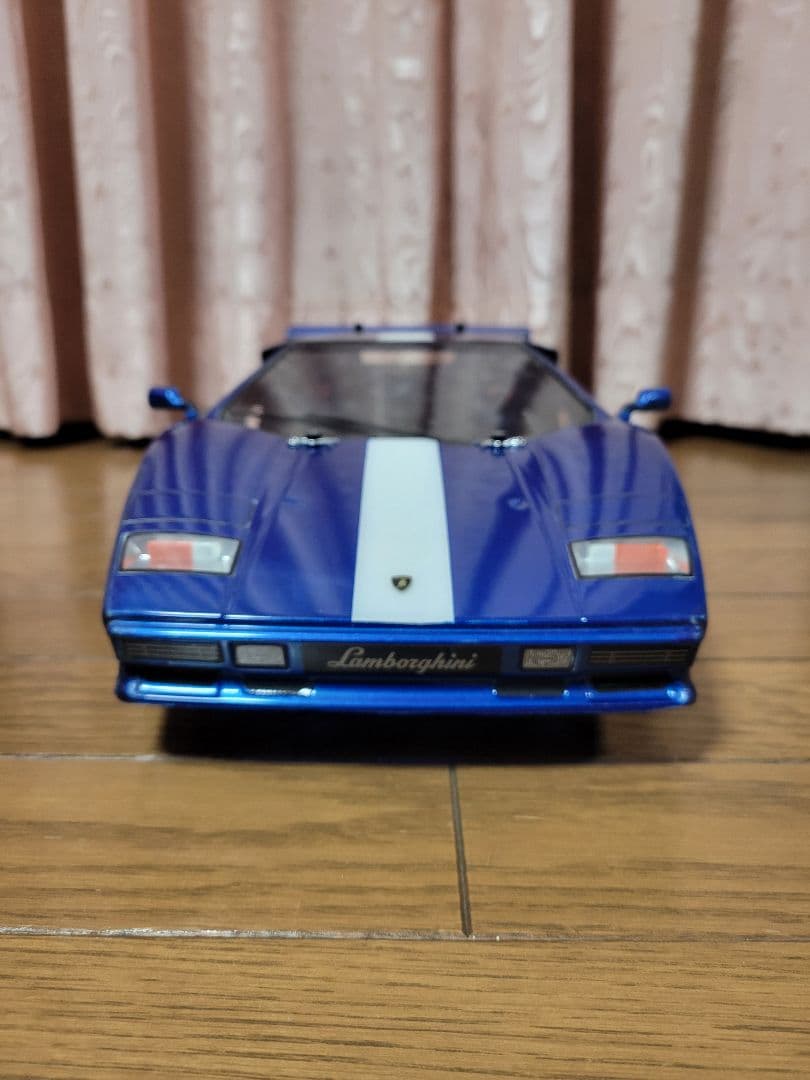 タミヤラジコン　TT01シャーシカウンタックボディ