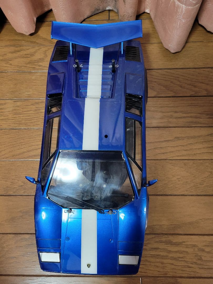 タミヤラジコン　TT01シャーシカウンタックボディ