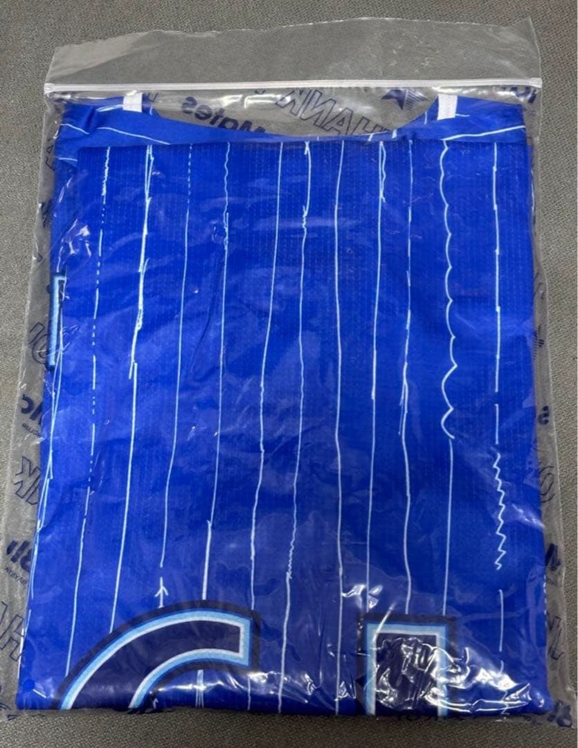 横浜DeNAベイスターズBlueMatesユニフォーム　　サイン入り　山崎康晃