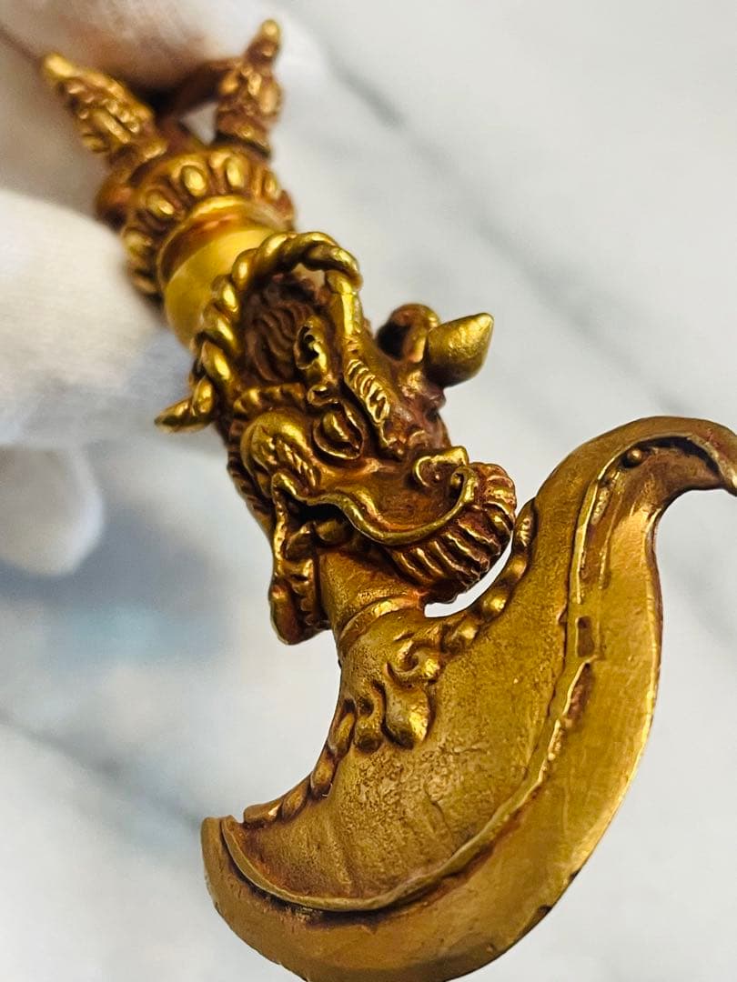 チベット密教　新品 カルタリ刀 10センチ 金メッキ　龍　金剛杵 683