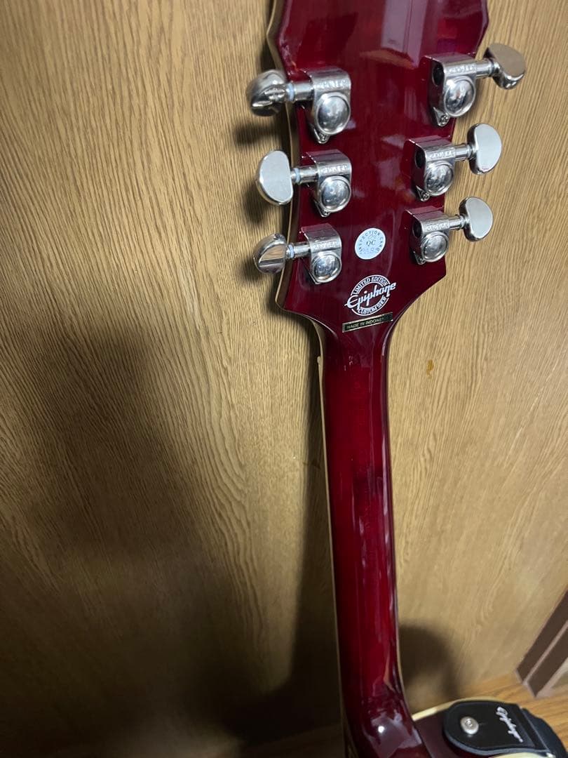 Epiphone swing sterエレキギター 赤 ハードケース付き