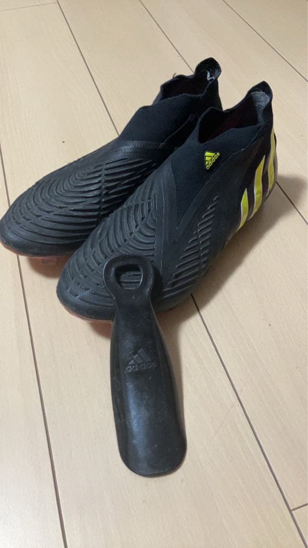 adidas プレデターエッジ.1FG コアブラック チームソーラーイエロー