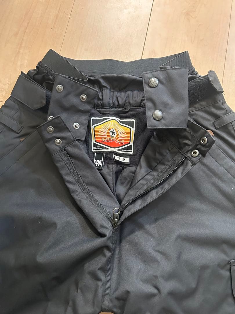 未使用　SESSION スノーボードウェアセット　年内中