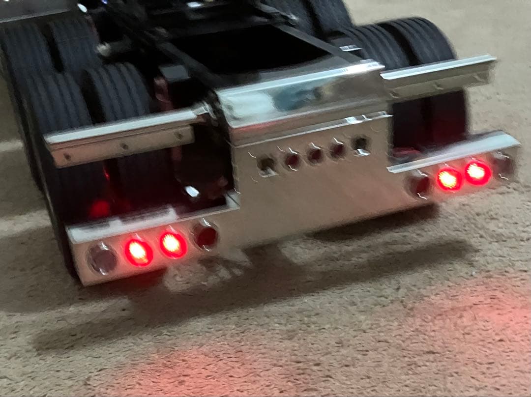 Taaタミヤ 1/14 グローブライナープロポメカ無し