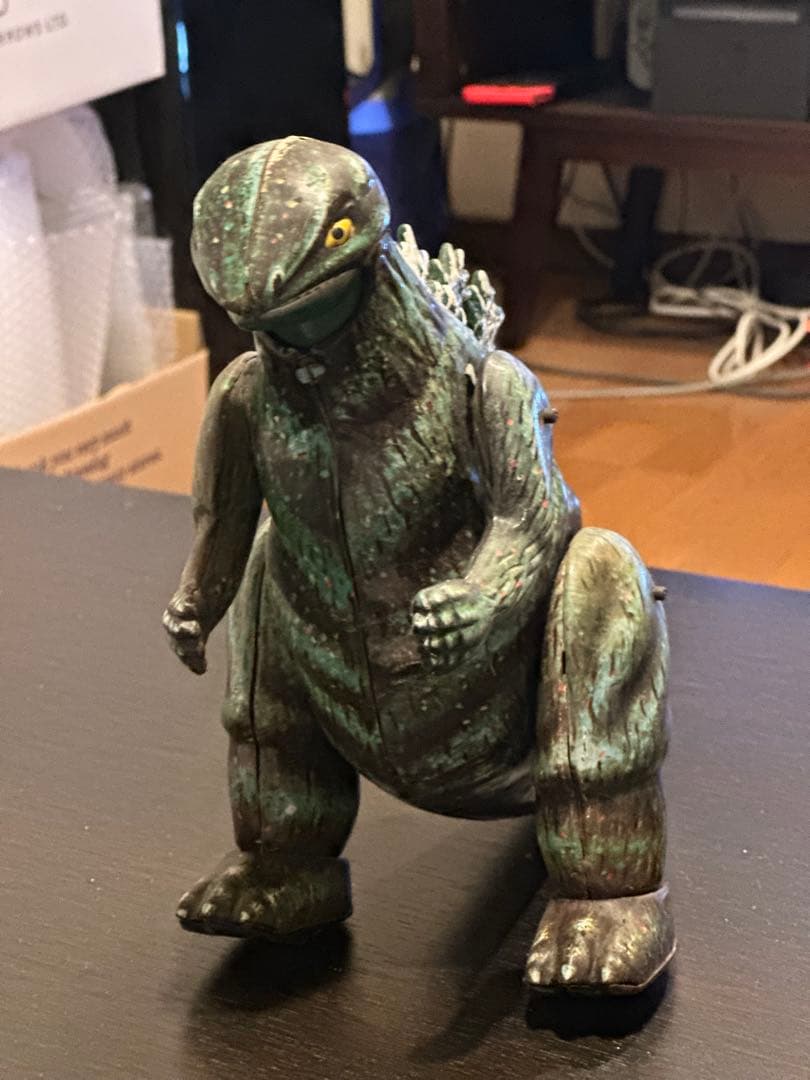 ７０年代　ブリキ製　ゴジラ